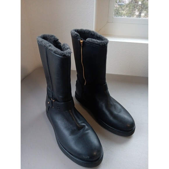 UGG Shoes - Ugg Berge Boot Womens 6 Short Fur Lined Black Equestrian Buckle Warm Booties